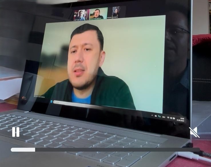 Chat-Meetings zur Prüfung des Deutsch-Niveaus