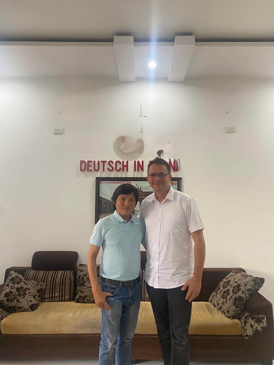 Treffen mit Geschäftspartnern in Vietnam